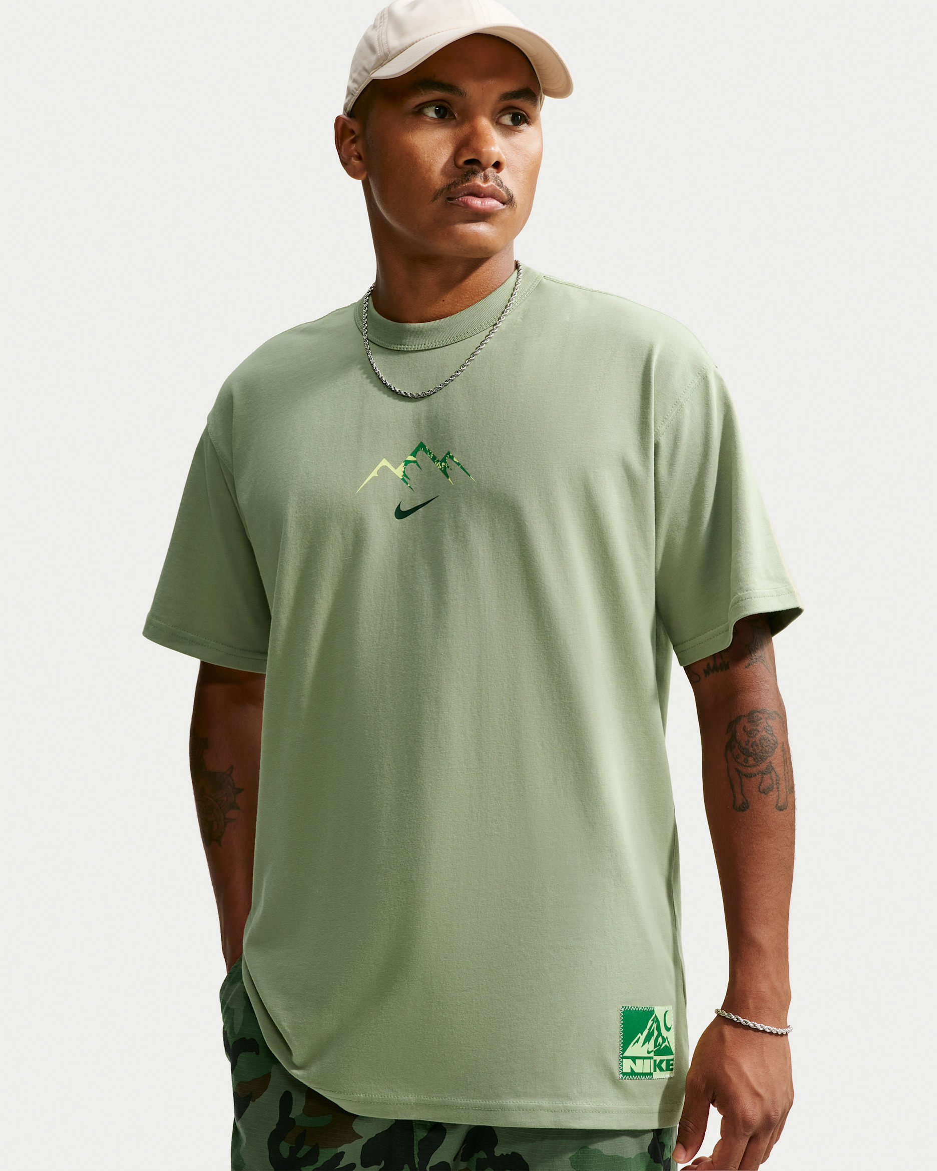 その他 SalsatioRound NeckT-Shirt Dusky Green XS Nike Sportswear Men's T-Shirt. Nike HU